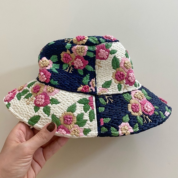 Lele Sadoughi Floral Embroidered Bucket Hat